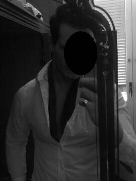 Public Photo of morochiunque